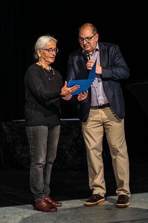 Monika Hartmann erh&auml;lt Auszeichnung von B&uuml;rgermeister Uwe Seibold Sport- und Kulturtag 2026