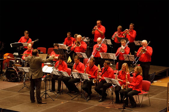 Die Daimler-Big-Band sorgt für grandiosen Sound