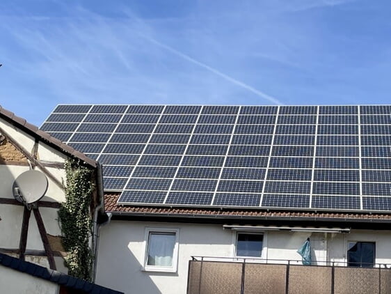 Je voller das Dach, desto wirtschaftlicher ist meist die PV-Anlage