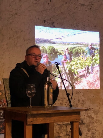 Holger Gayer stellt La Belle vor.