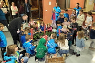 Stimmungsvolles Rh&ouml;nrad Adventsfenster am 9.12.2025