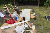 Illegale Sperrmüllablagerungen an der Grillhütte am Kaywald
