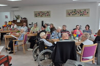 Osterkaffee in der Pflege-WG Anna Riecker Haus